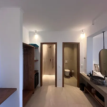 Athera Mykonos Апарт-отель 4*